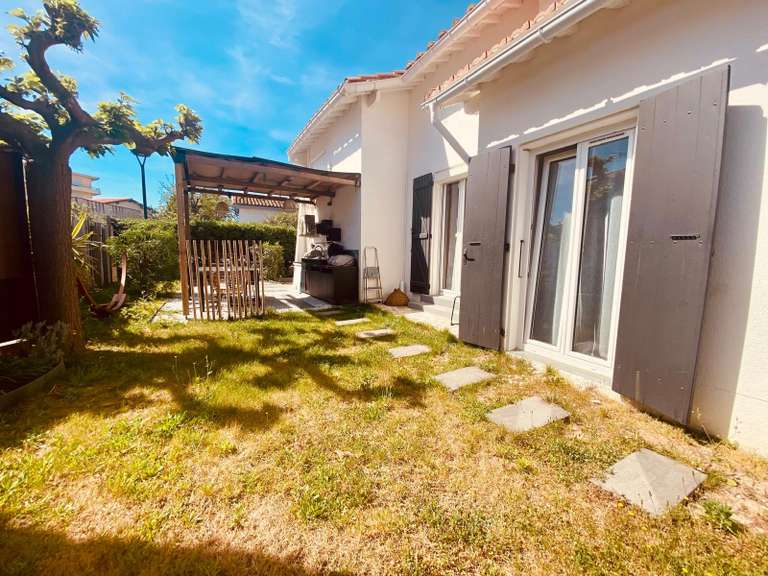 Maison Saint-cyprien-plage - 5 chambres - 148m²