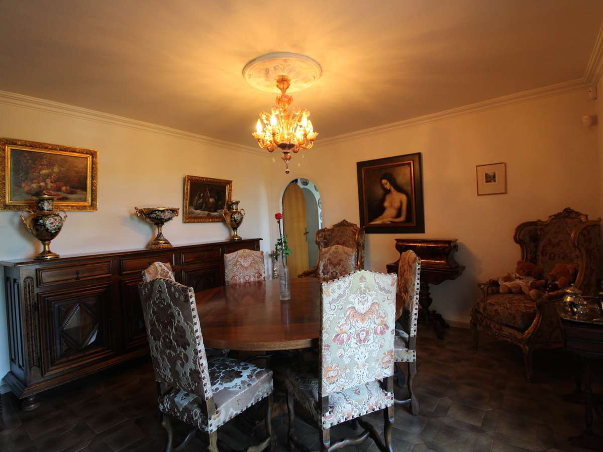 Maison Rousson