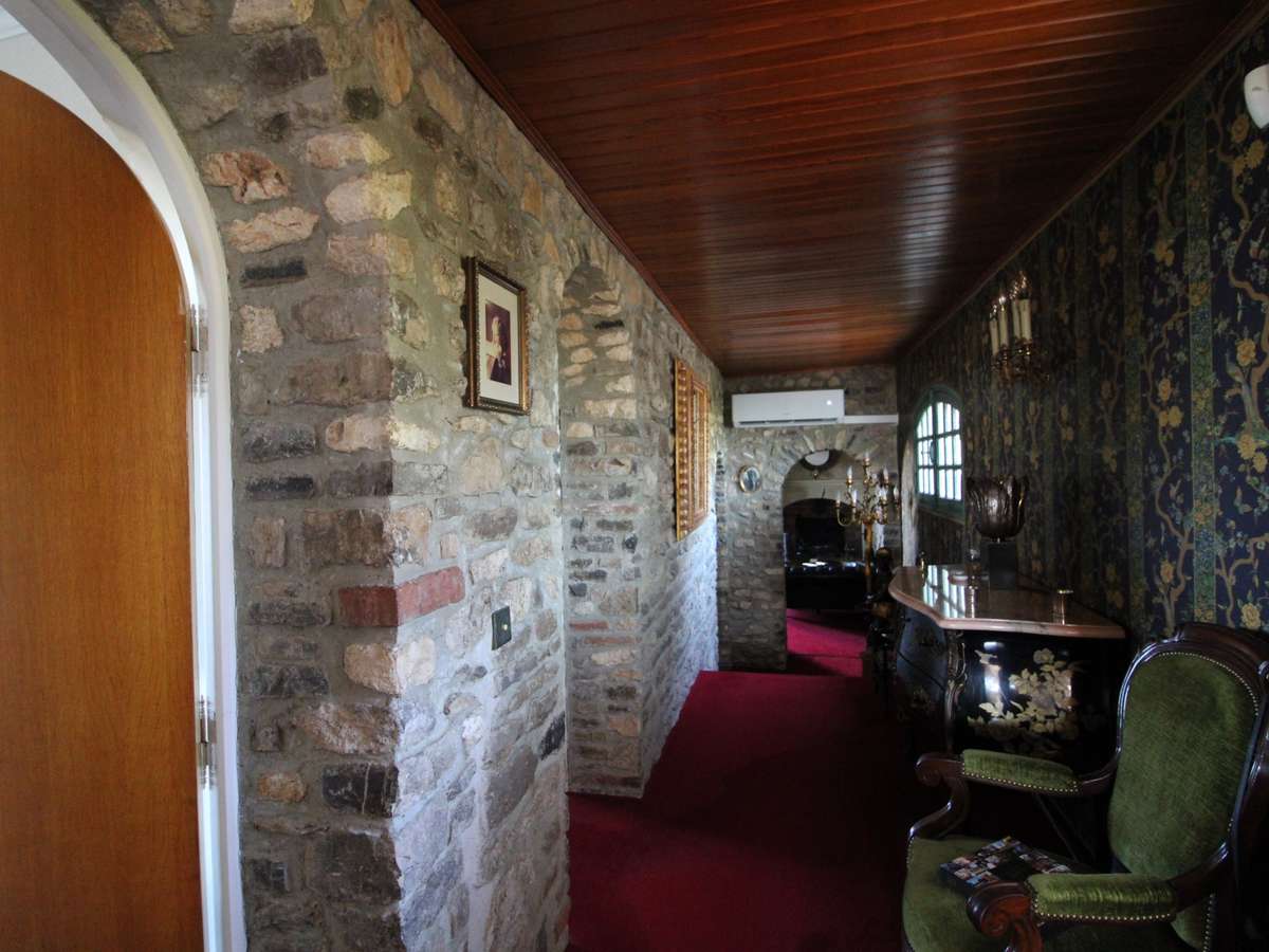 Maison Rousson
