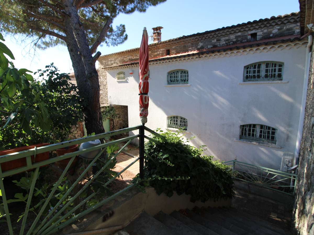 Maison Rousson