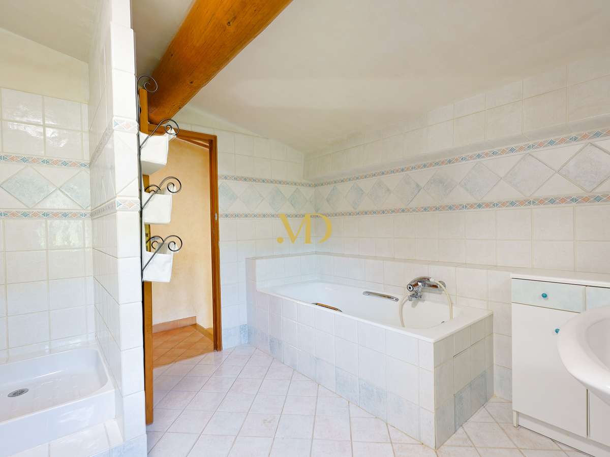 Maison Caseneuve