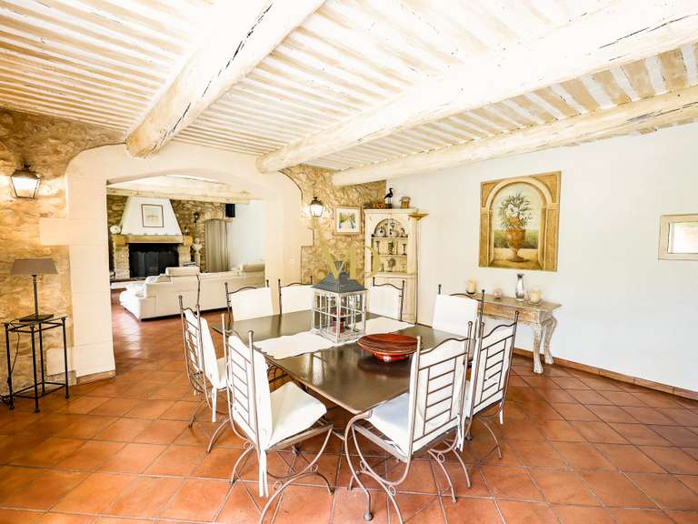 House Taillades - 13 bedrooms