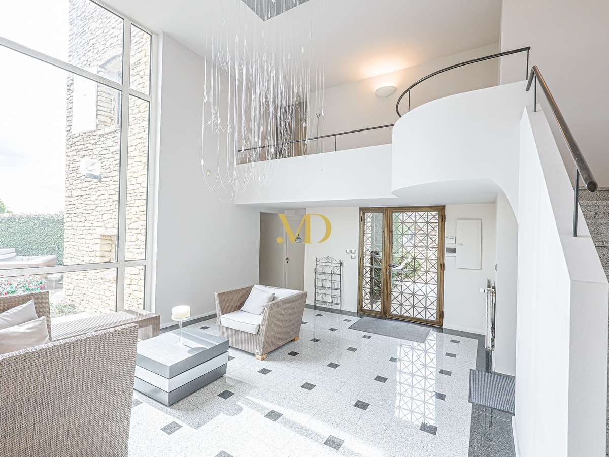 House Gordes