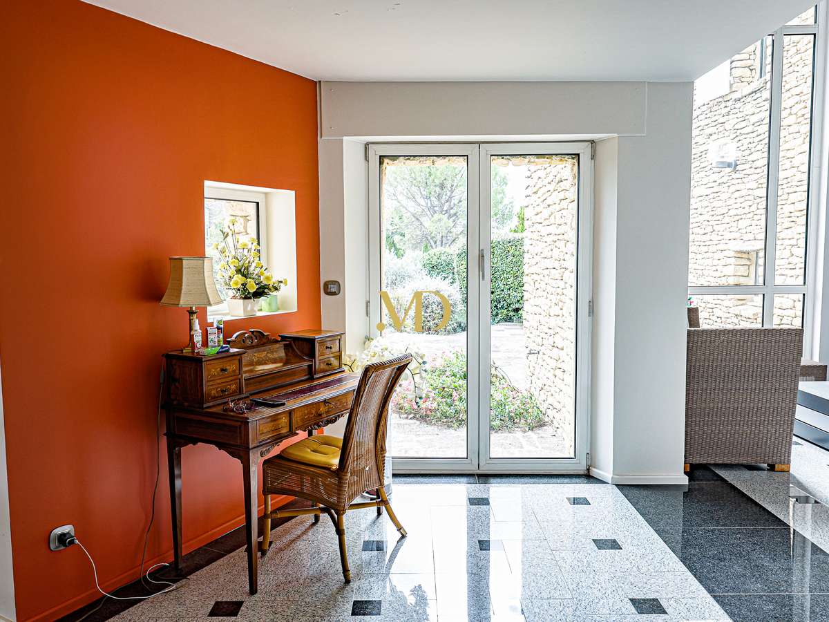 House Gordes
