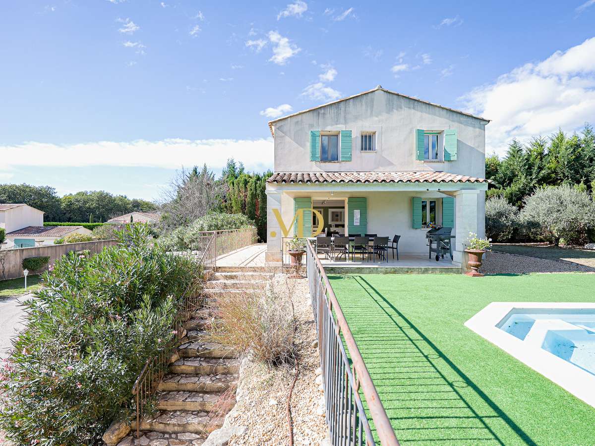 House Saint-Saturnin-lès-Apt