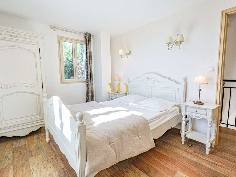 Maison Saint-Saturnin-lès-Apt - 4 chambres