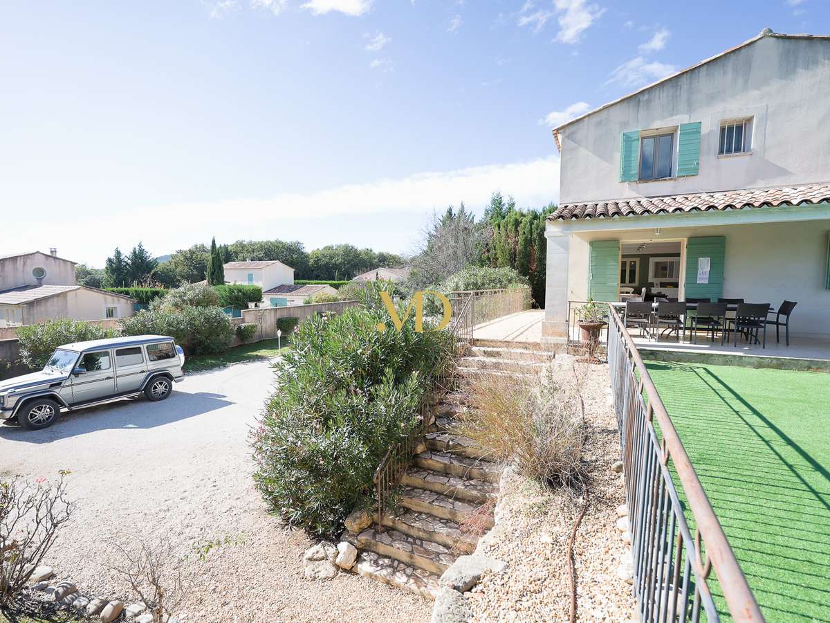 House Saint-Saturnin-lès-Apt