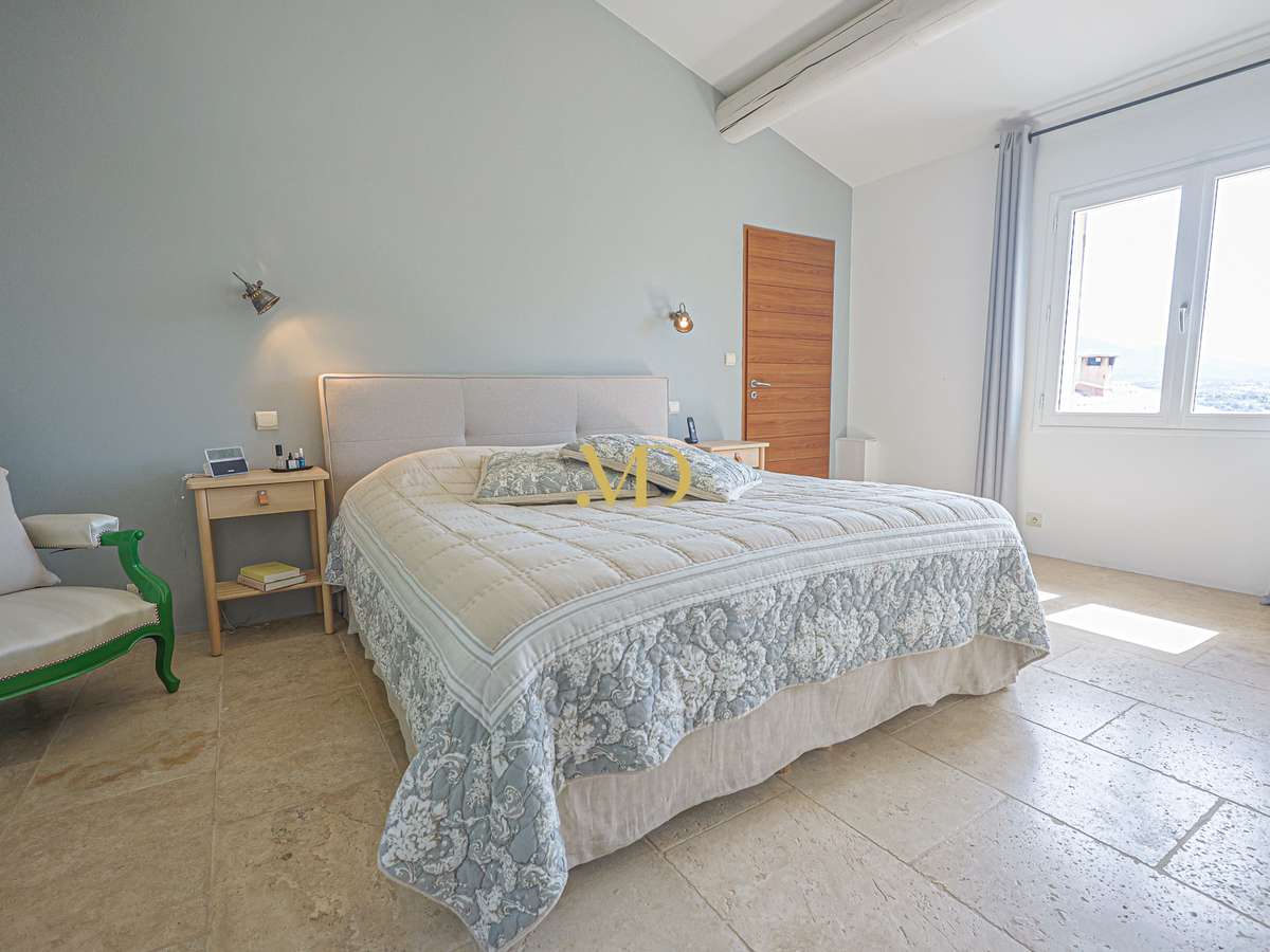 House Saint-Saturnin-lès-Apt