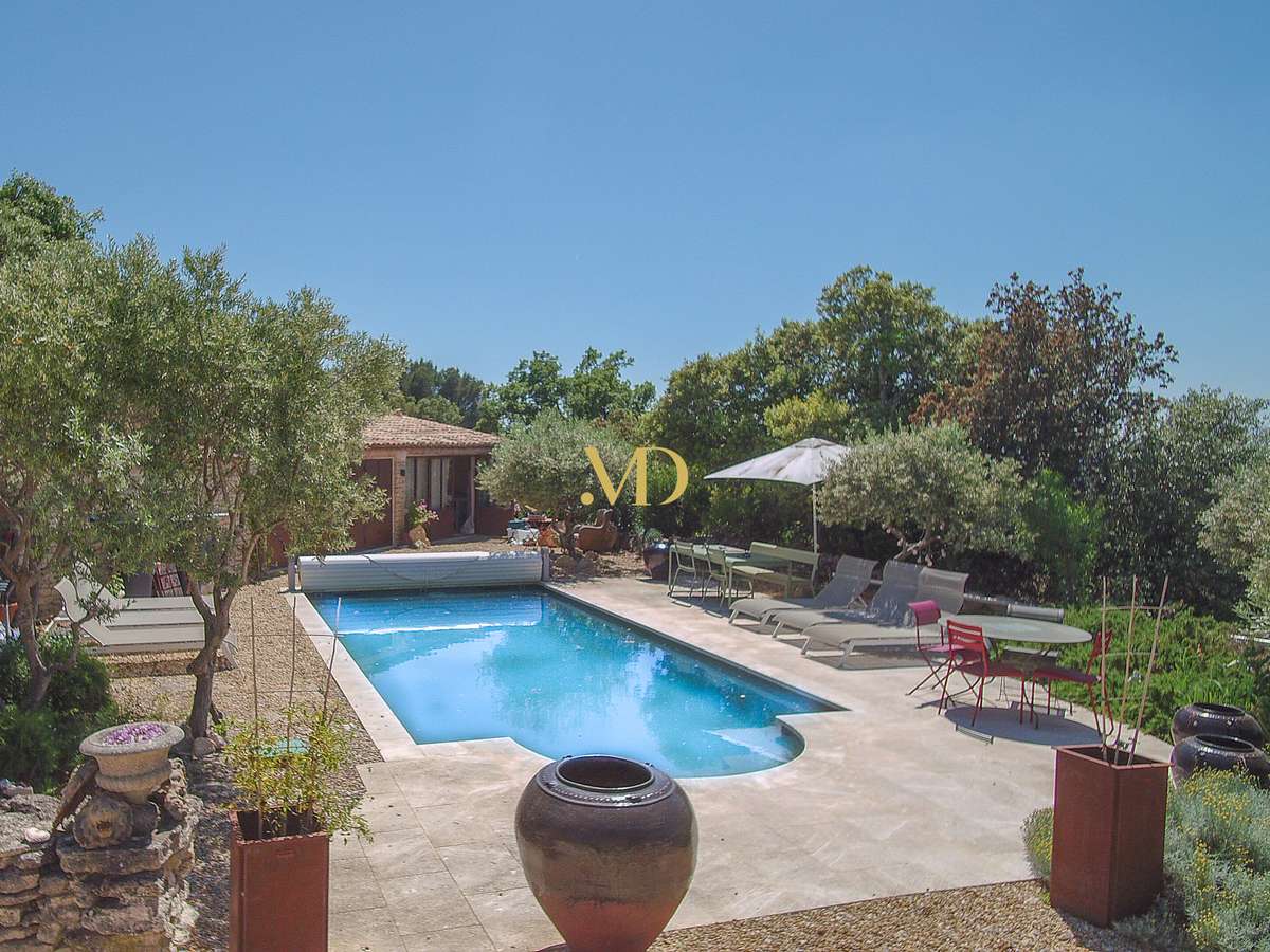 House Gordes