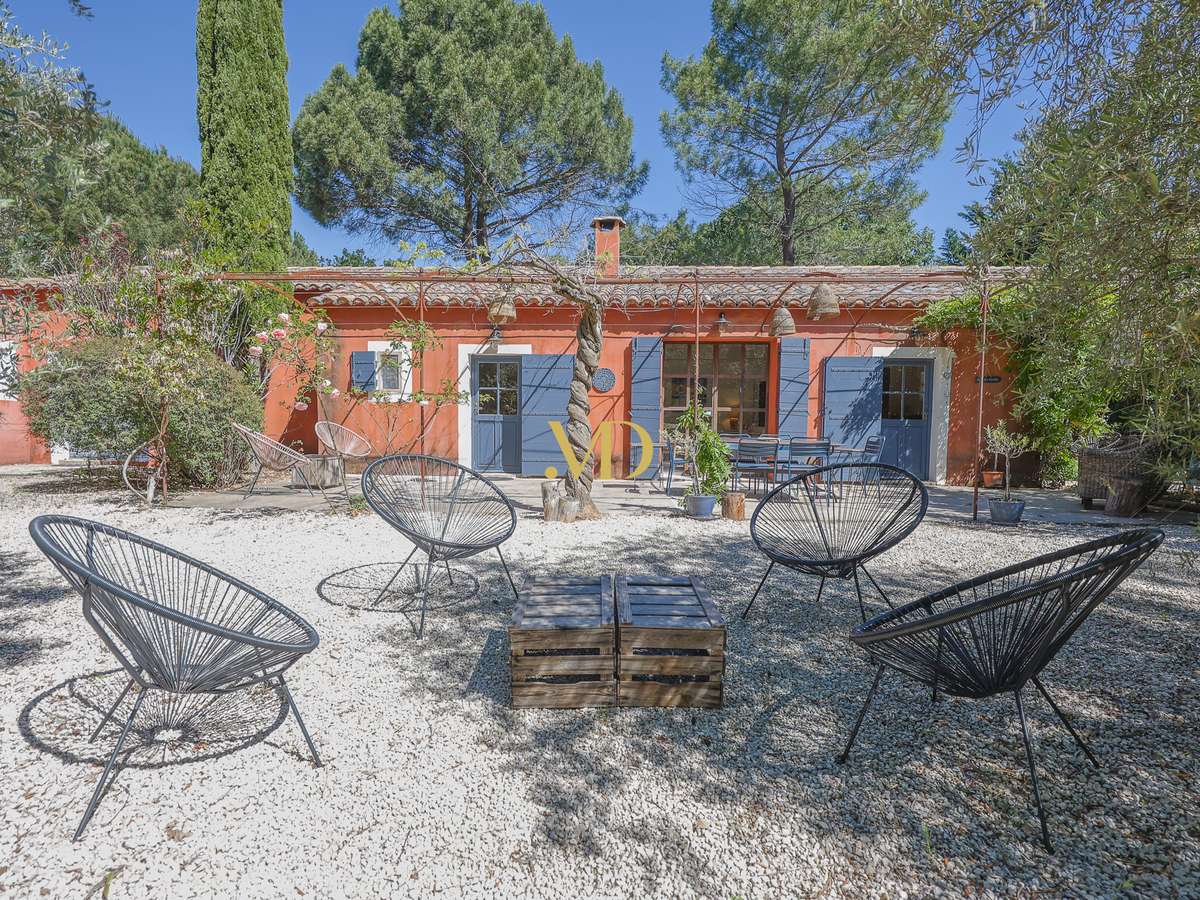 House Roussillon