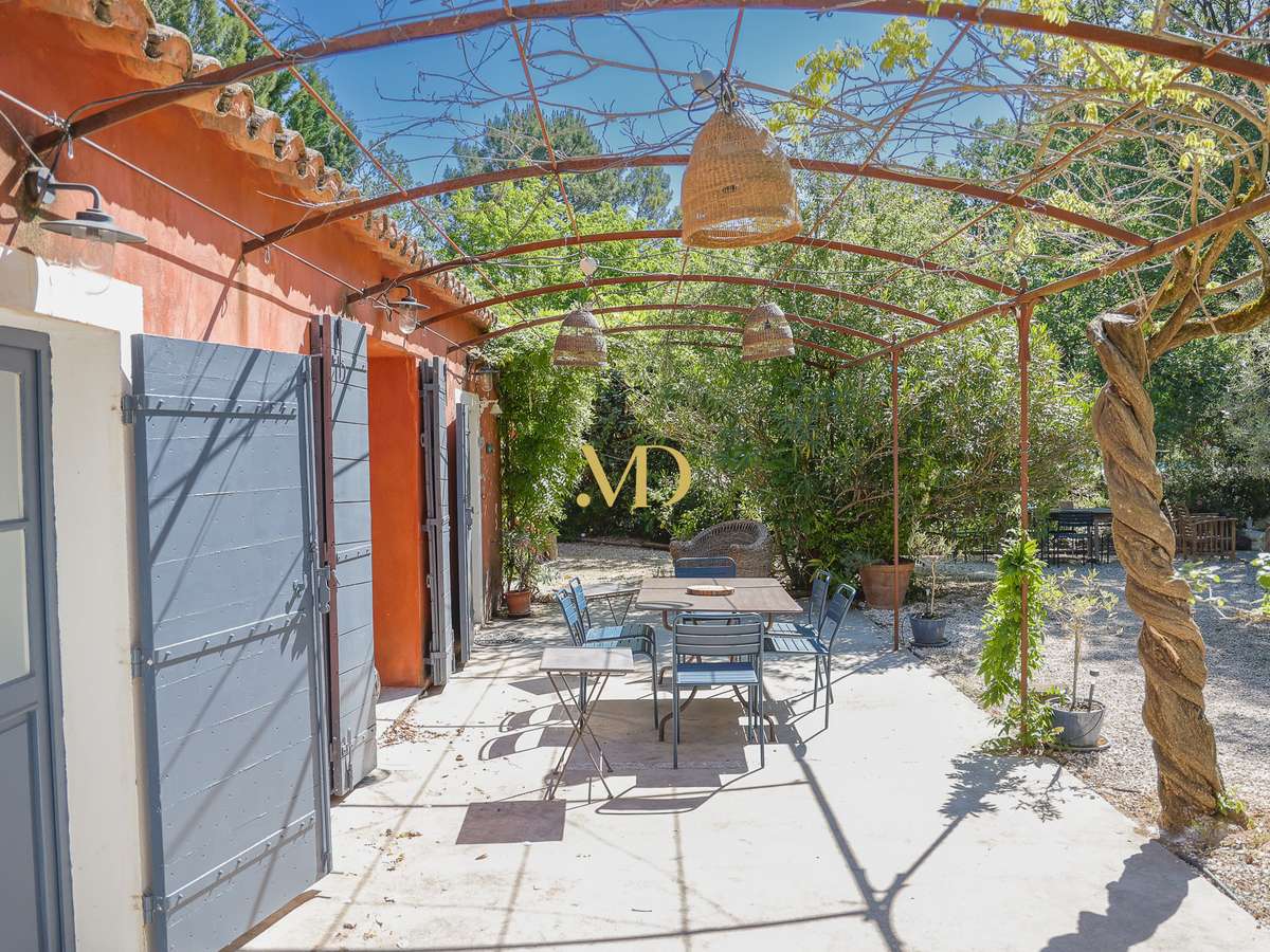 House Roussillon