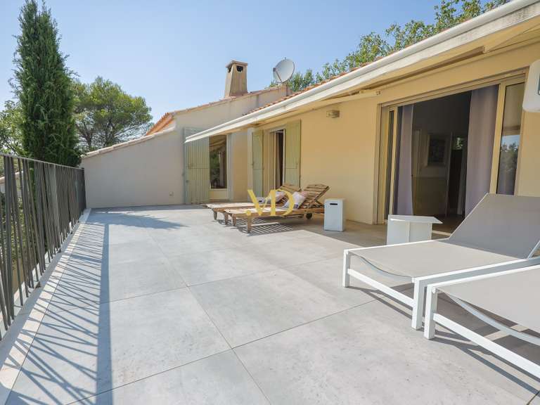 House Cabrières-d'Avignon - 4 bedrooms