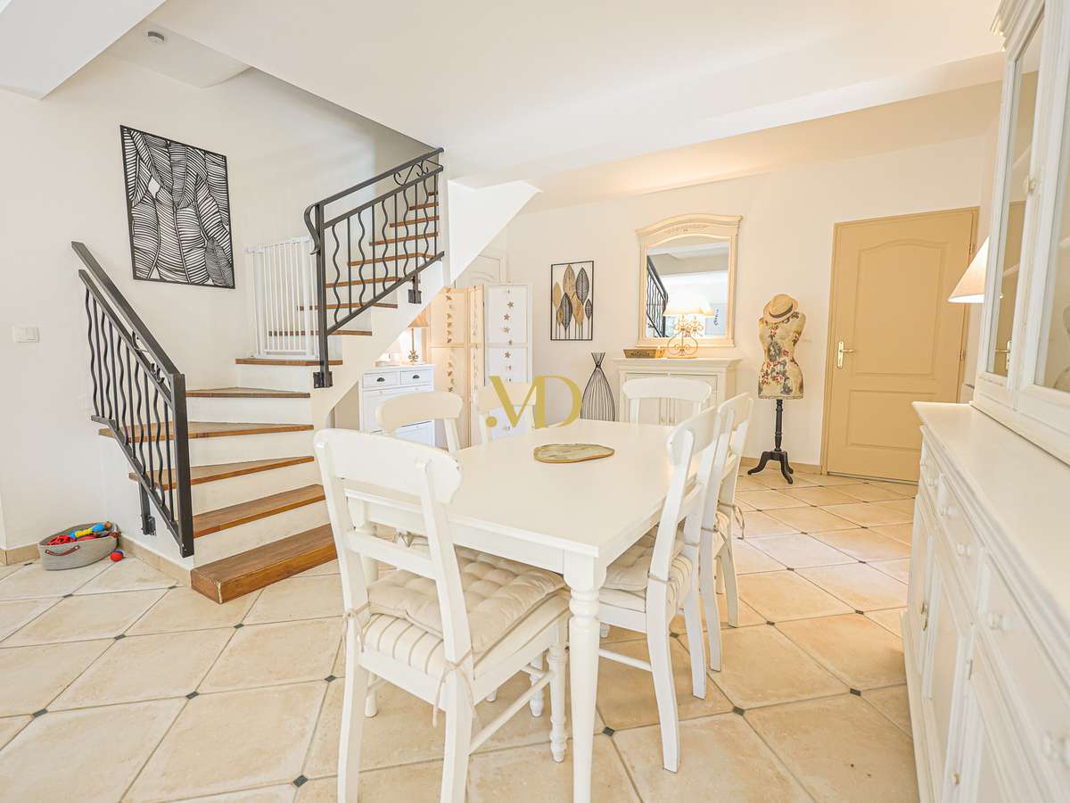 House Saint-Saturnin-lès-Apt