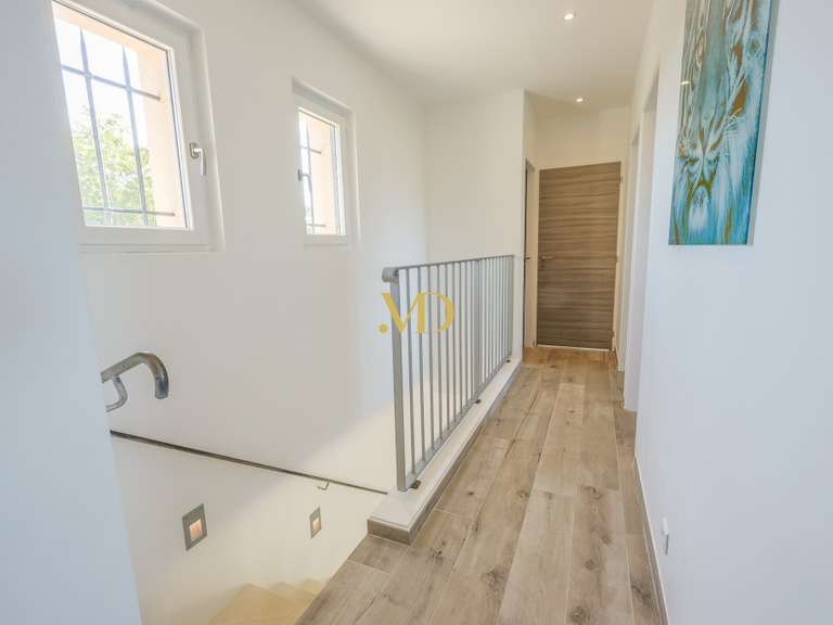 House Apt - 4 bedrooms