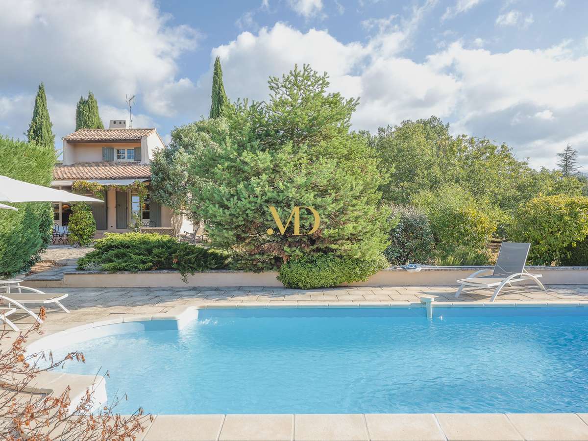 House Saint-Saturnin-lès-Apt