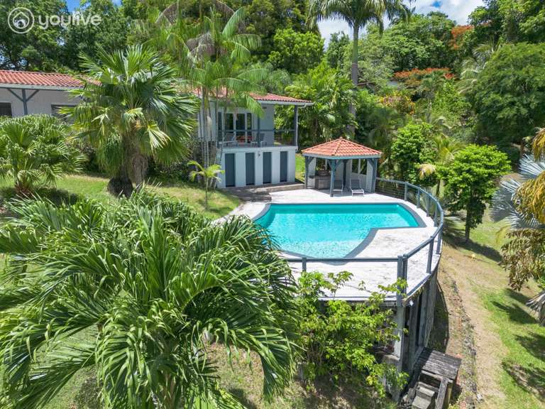Maison Fort-de-France - 4 chambres - 240m²