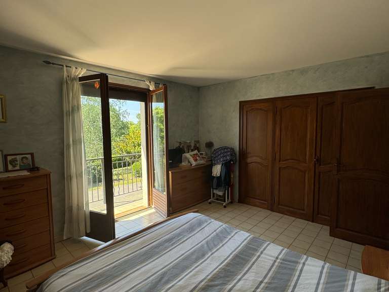 Maison Granges-les-Beaumont - 4 chambres - 190m²