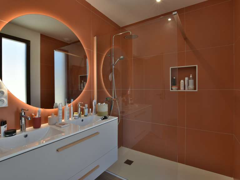 Maison Sainte-Colombe-de-la-Commanderie - 4 chambres - 160m²