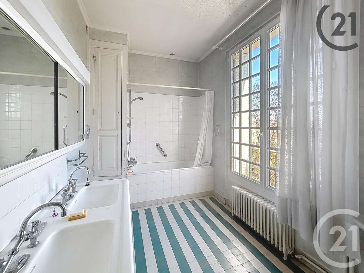 Maison Avon