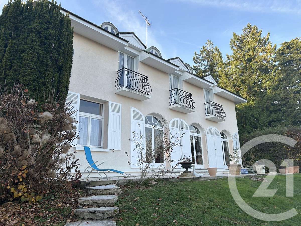 House Samois-sur-Seine