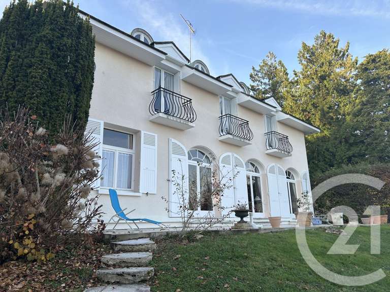 Maison Samois-sur-Seine - 6 chambres - 238m²
