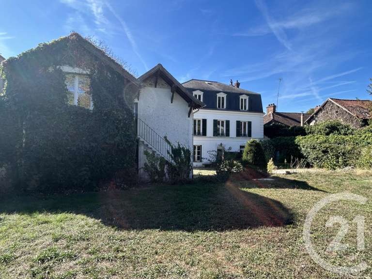 Maison Vulaines-sur-Seine - 8 chambres - 330m²