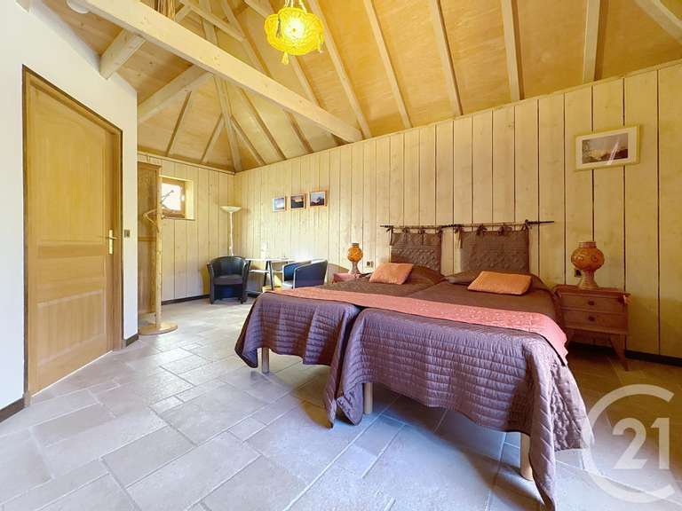 House Estissac - 12 bedrooms - 738m²