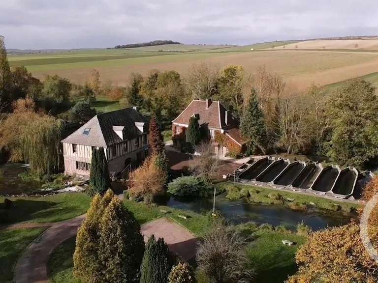 House Estissac - 12 bedrooms - 738m²