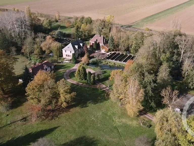Maison Estissac - 12 chambres - 738m²