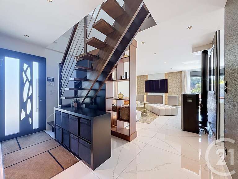 House Saint-Parres-aux-Tertres - 4 bedrooms - 233m²