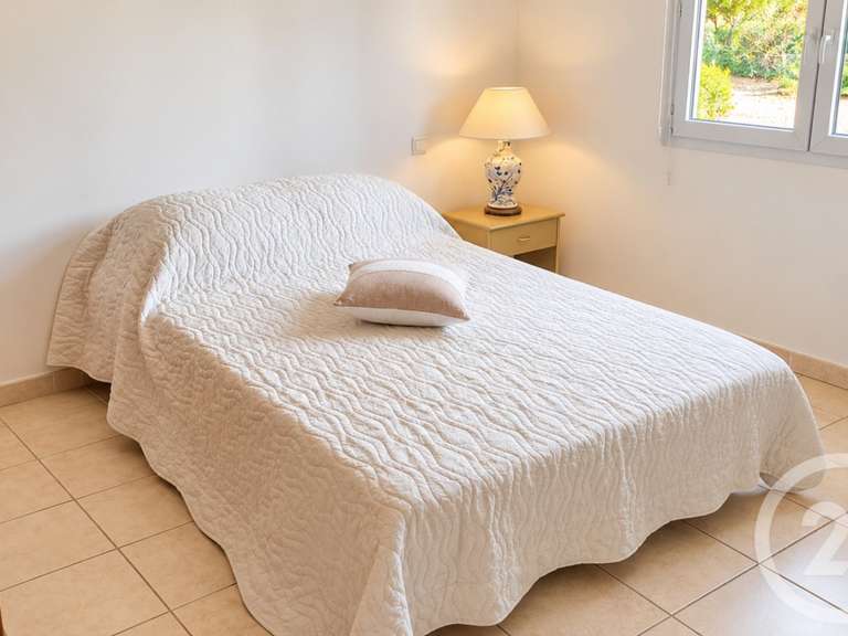 Maison Ghisonaccia - 4 chambres - 167m²