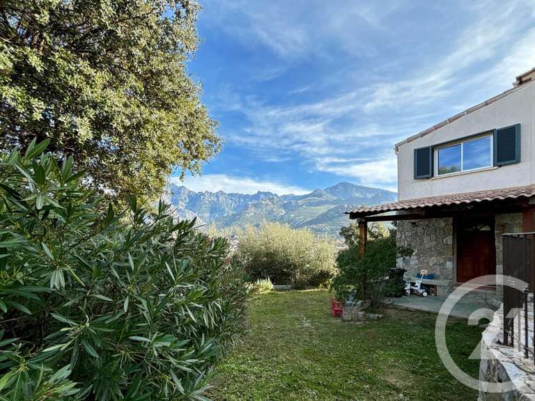 Maison Moncale - 6 chambres - 230m²