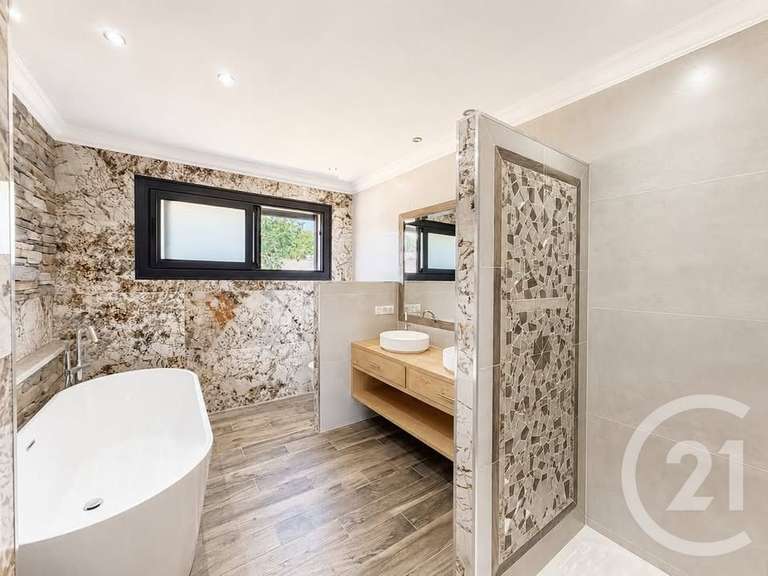 Maison Biguglia - 3 chambres - 148m²