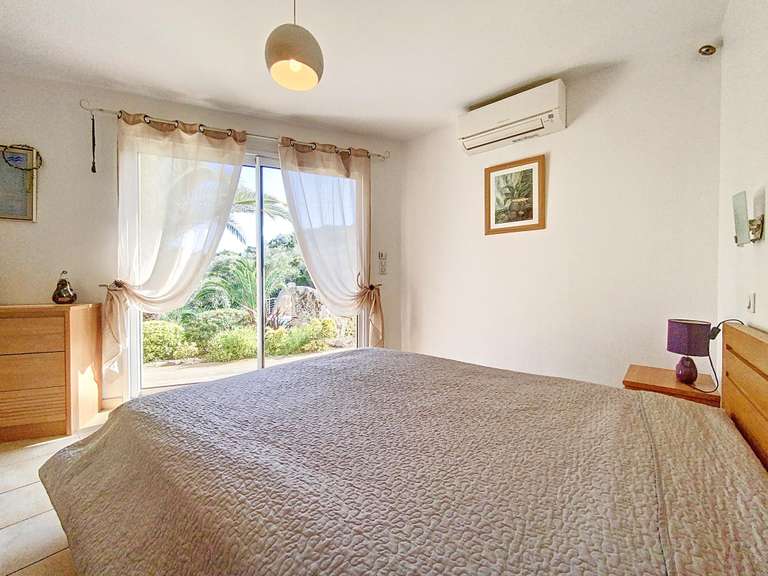 Maison Porto-Vecchio - 6 chambres - 296m²