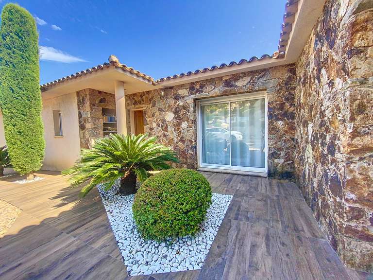 Maison Porto-Vecchio - 6 chambres - 296m²