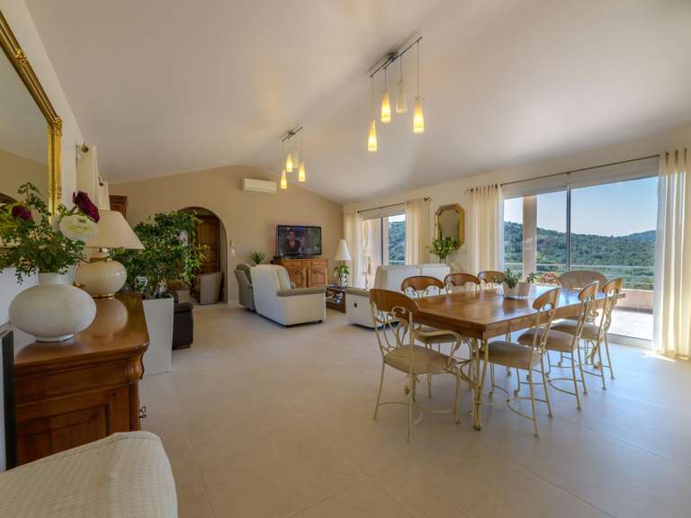 Maison Porto-Vecchio - 6 chambres - 296m²