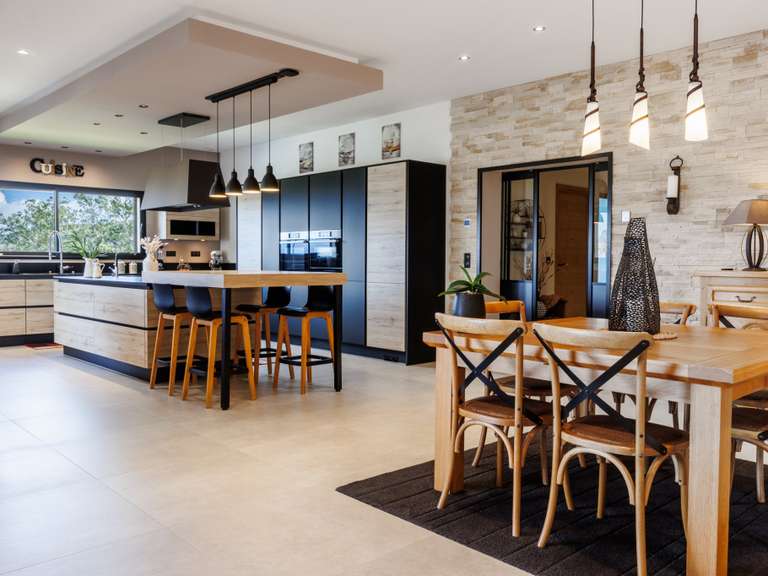 Maison Porto-Vecchio - 5 chambres - 277m²