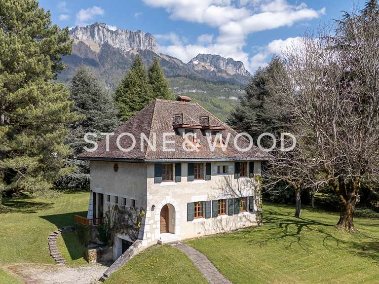Maison Menthon-Saint-Bernard - 7 chambres