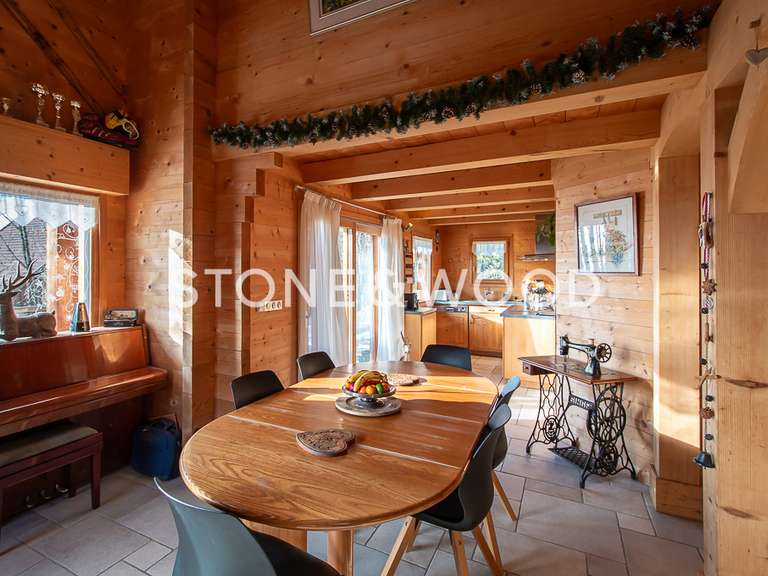Maison Saint-Jean-de-Sixt - 5 chambres - 169m²