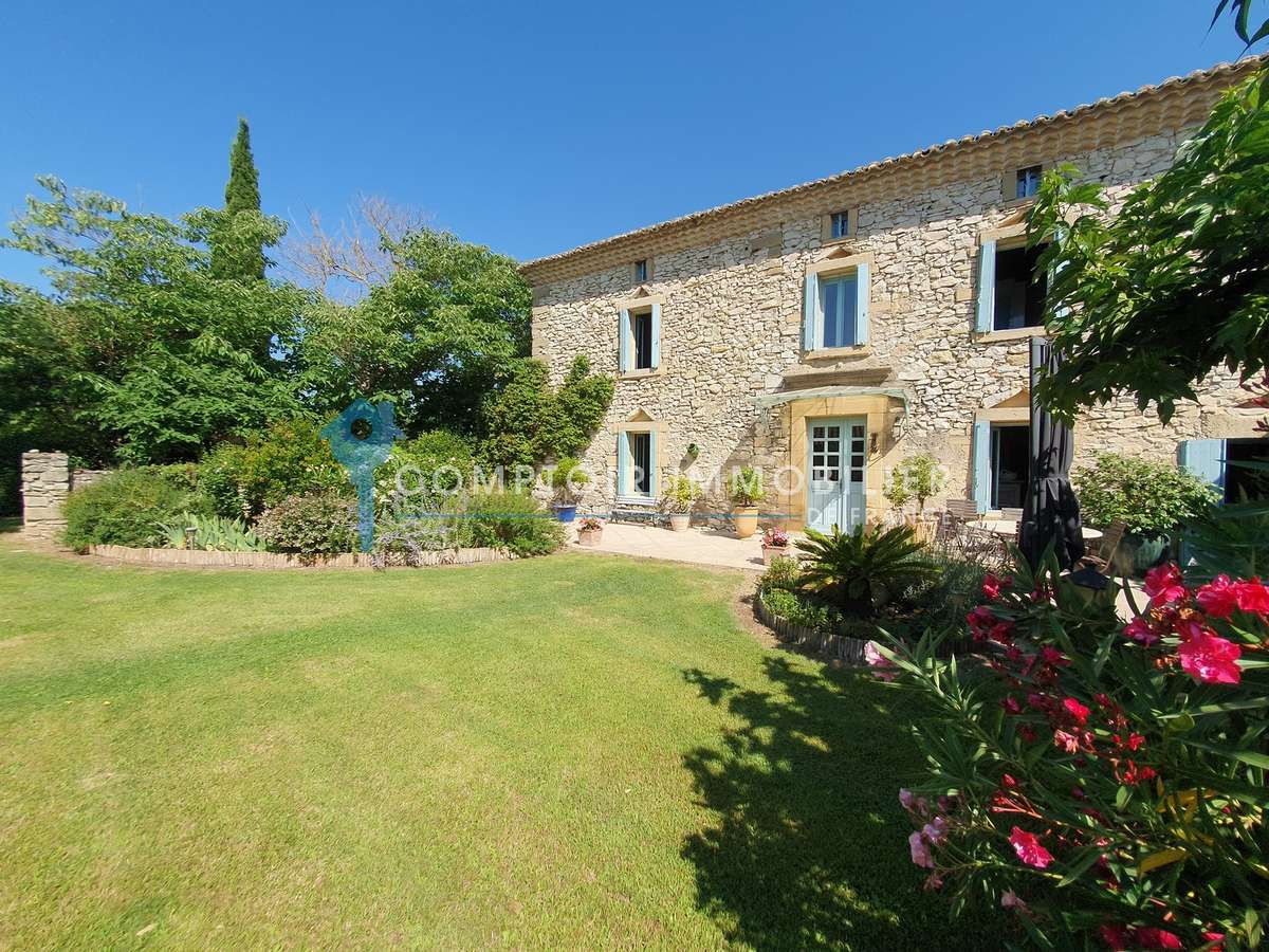 Maison Saint-Quentin-la-Poterie