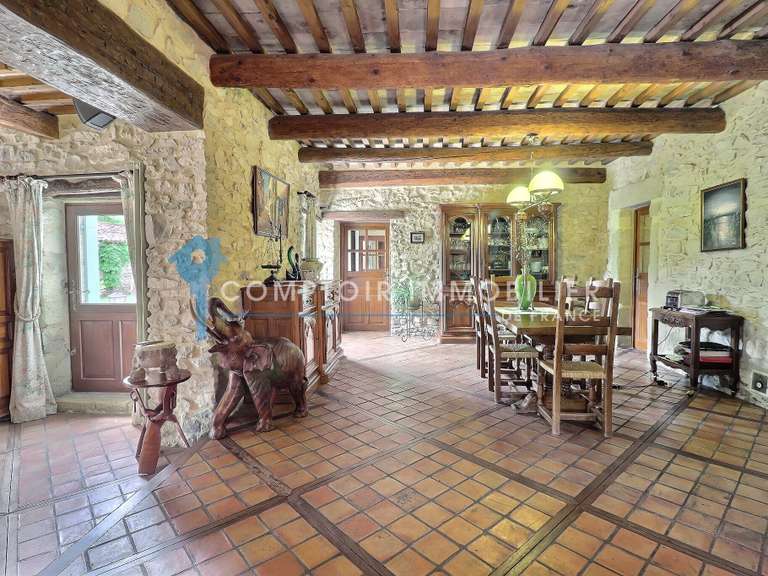 Maison Saint-Quentin-la-Poterie - 5 chambres