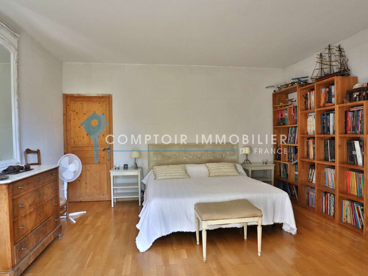 Maison Noves