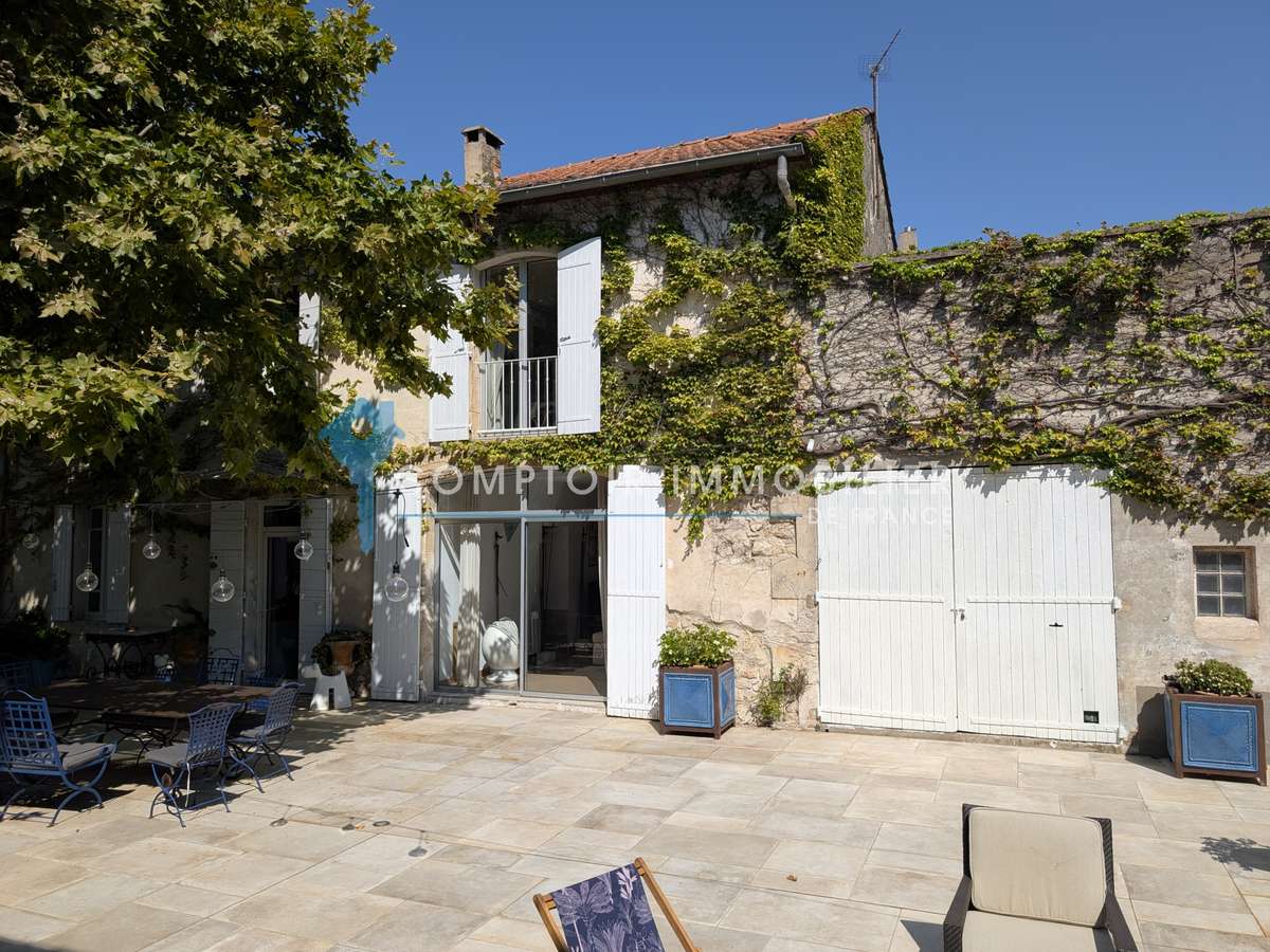Maison Noves