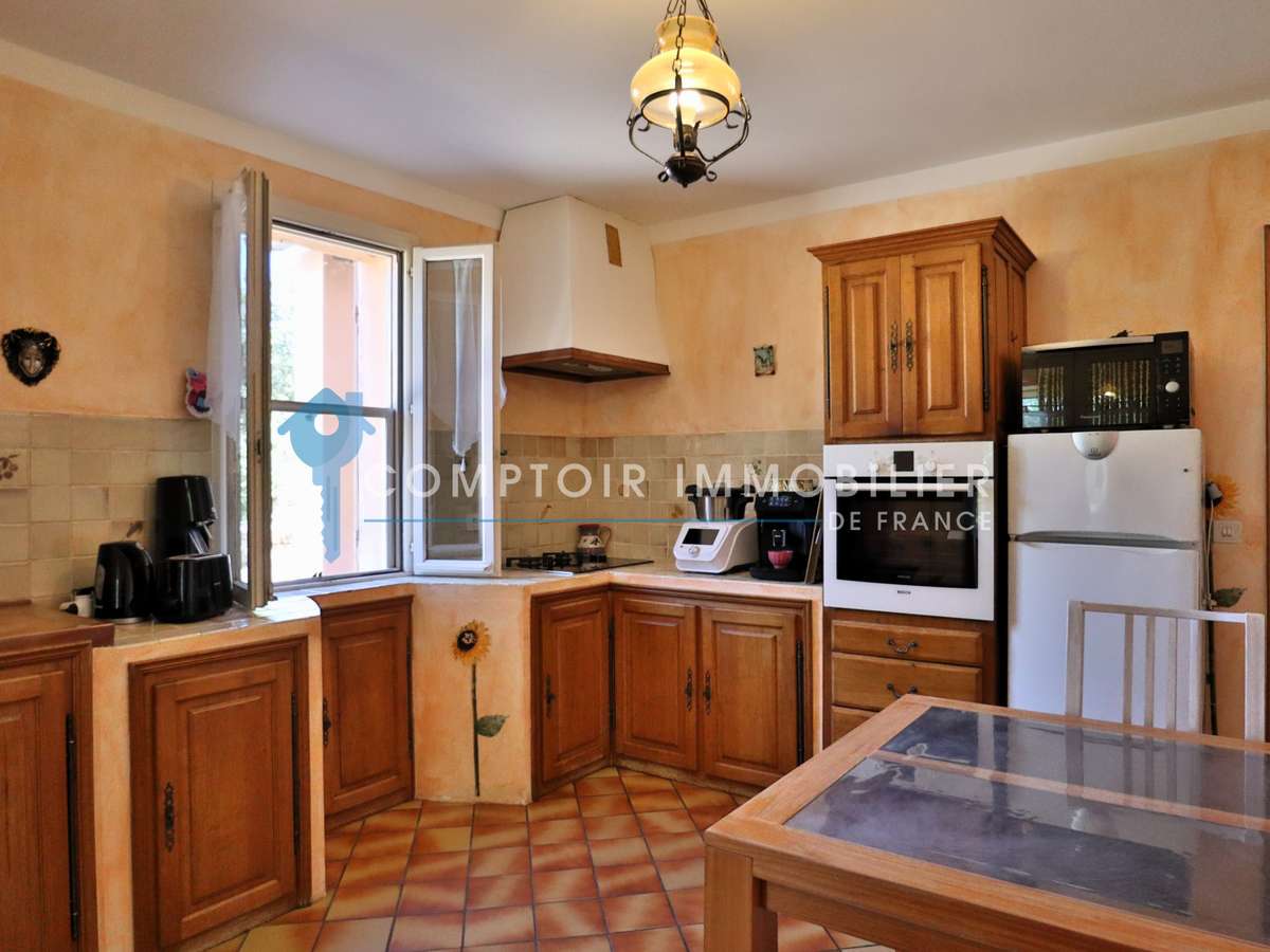 House Saint-Saturnin-lès-Apt
