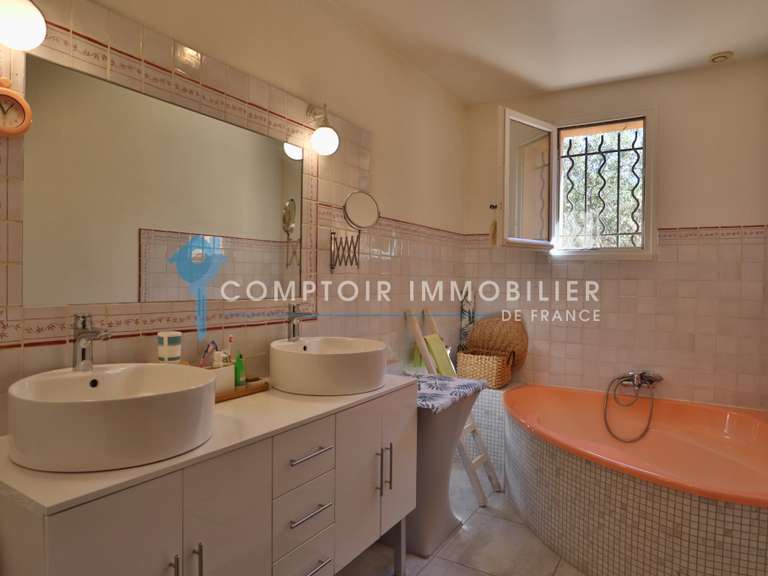 Maison Saint-Saturnin-lès-Apt - 3 chambres