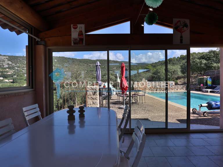 House Saint-Saturnin-lès-Apt - 3 bedrooms