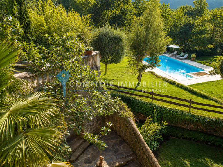 House Pont-de-Labeaume - 17 bedrooms