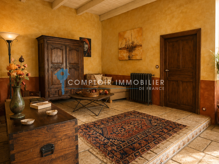 House Pont-de-Labeaume - 17 bedrooms