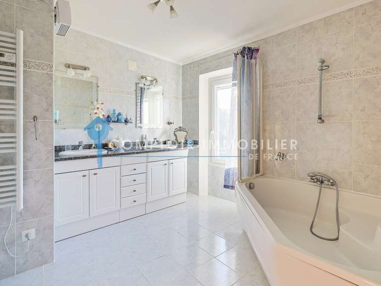 House Saint-Martin-de-Castillon - 5 bedrooms