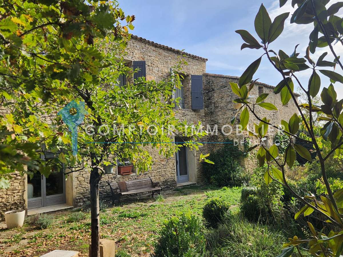 House Gordes